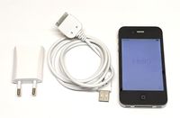 Kult Handy Apple iPhone 4  +  Lade-  Datenkabel + USB Netzteil Thüringen - Jena Vorschau