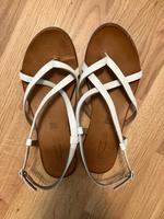Sandalen Weiß Leder 39 NEU Frankfurt am Main - Sachsenhausen Vorschau