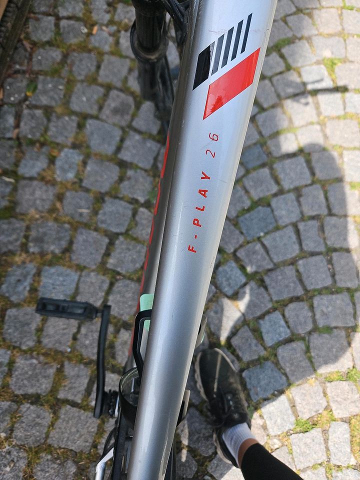Kinder E-bike Fully 26 zoll in Treuchtlingen
