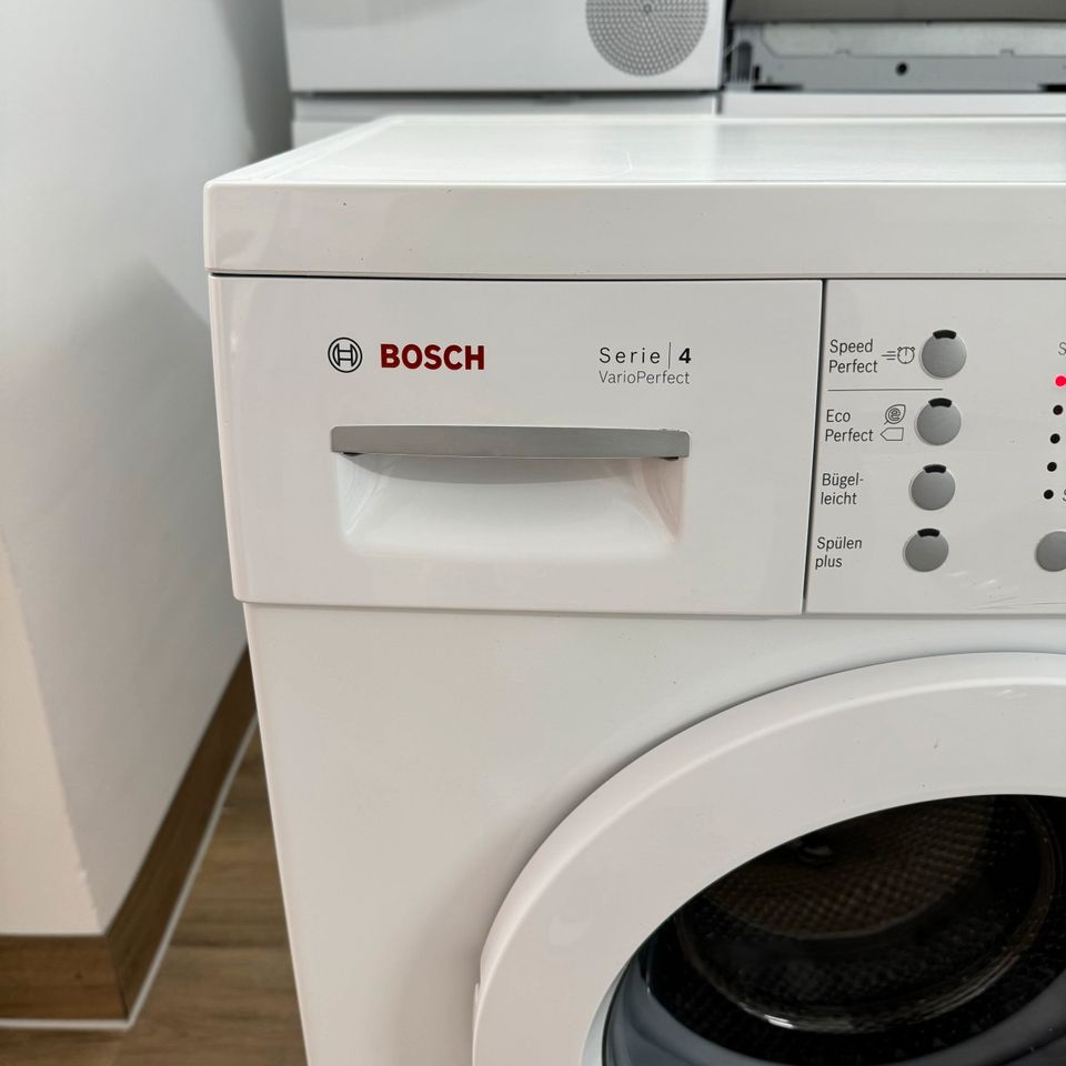 WASCHMASCHINE BOSCH 7kg A+++ 12 MONATE GAR. LIEFERUNG in Hamburg