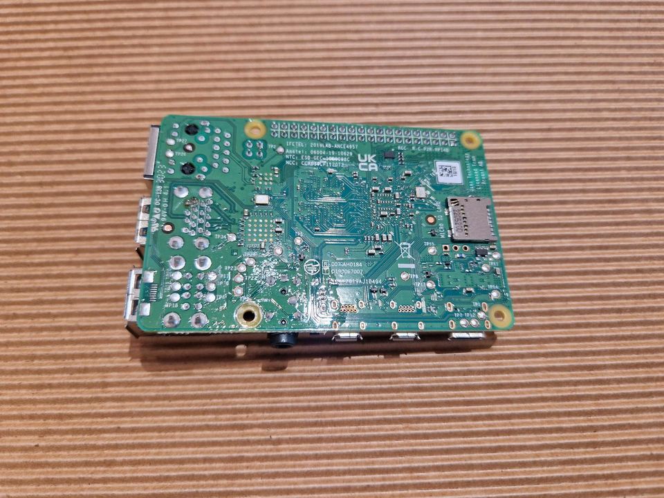 Raspberry Pi 4B mit 1 GB Ram in Paderborn