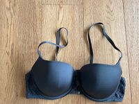 NEUw. H&M Damen BH Push up Spitze gepolstert Gr.75 anthrazit grau Nordrhein-Westfalen - Gummersbach Vorschau