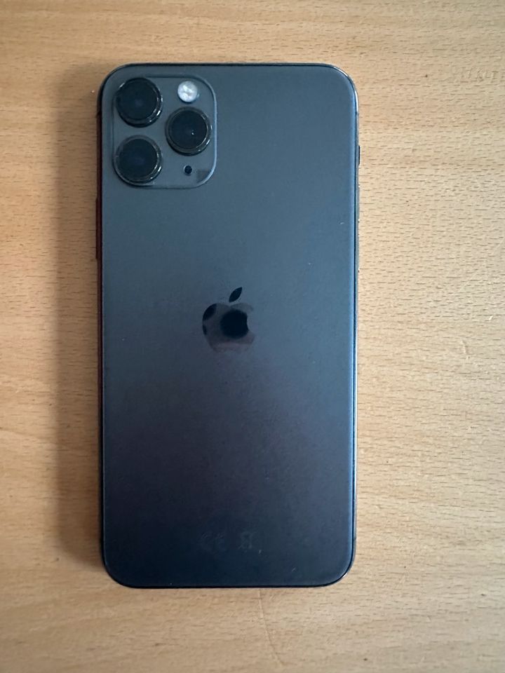 iPhone 11 Pro spacegrau 64 GB in Köln