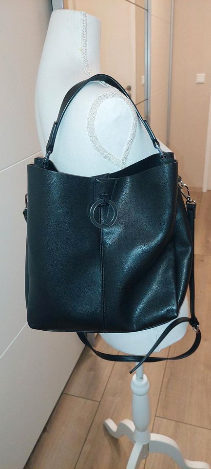 Damen Tasche in Solingen