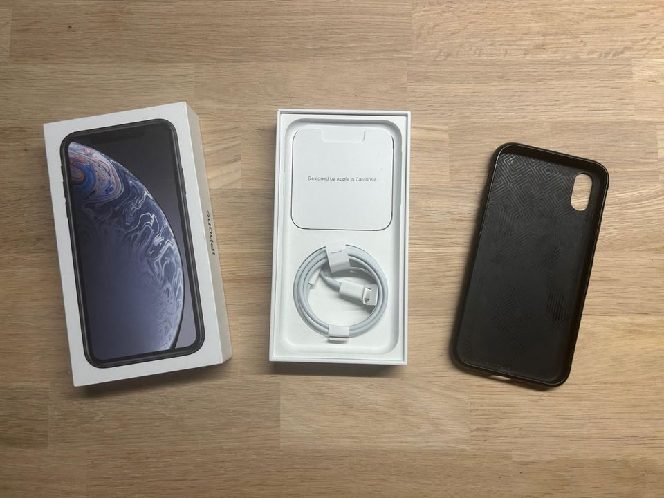 Apple iPhone XR 64 GB MH6M3ZD/A Schwarz inkl. original Zubehör in Dortmund