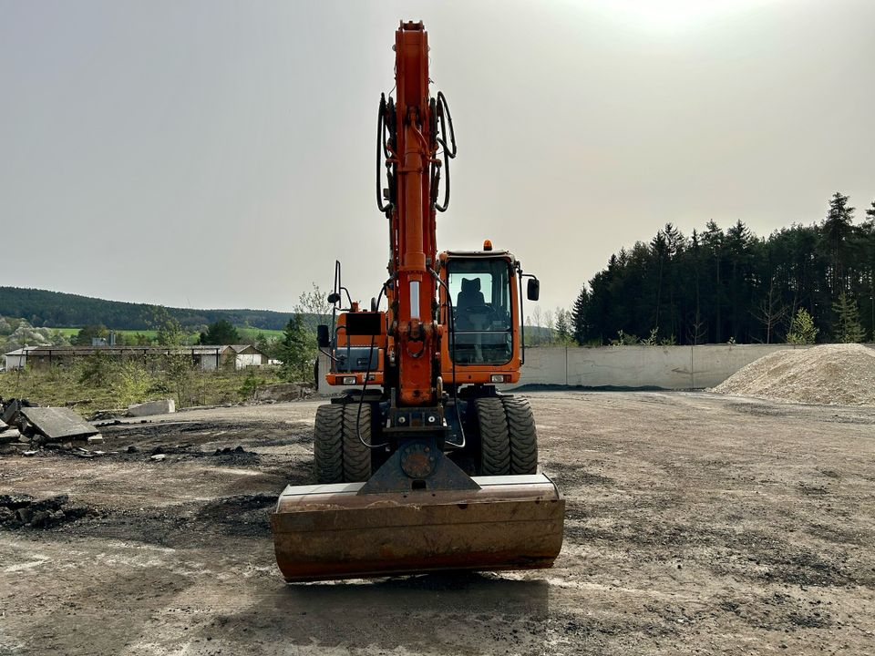 Doosan DX170W Mobilbagger 17,2t (2010 | 7.860h) in Amberg