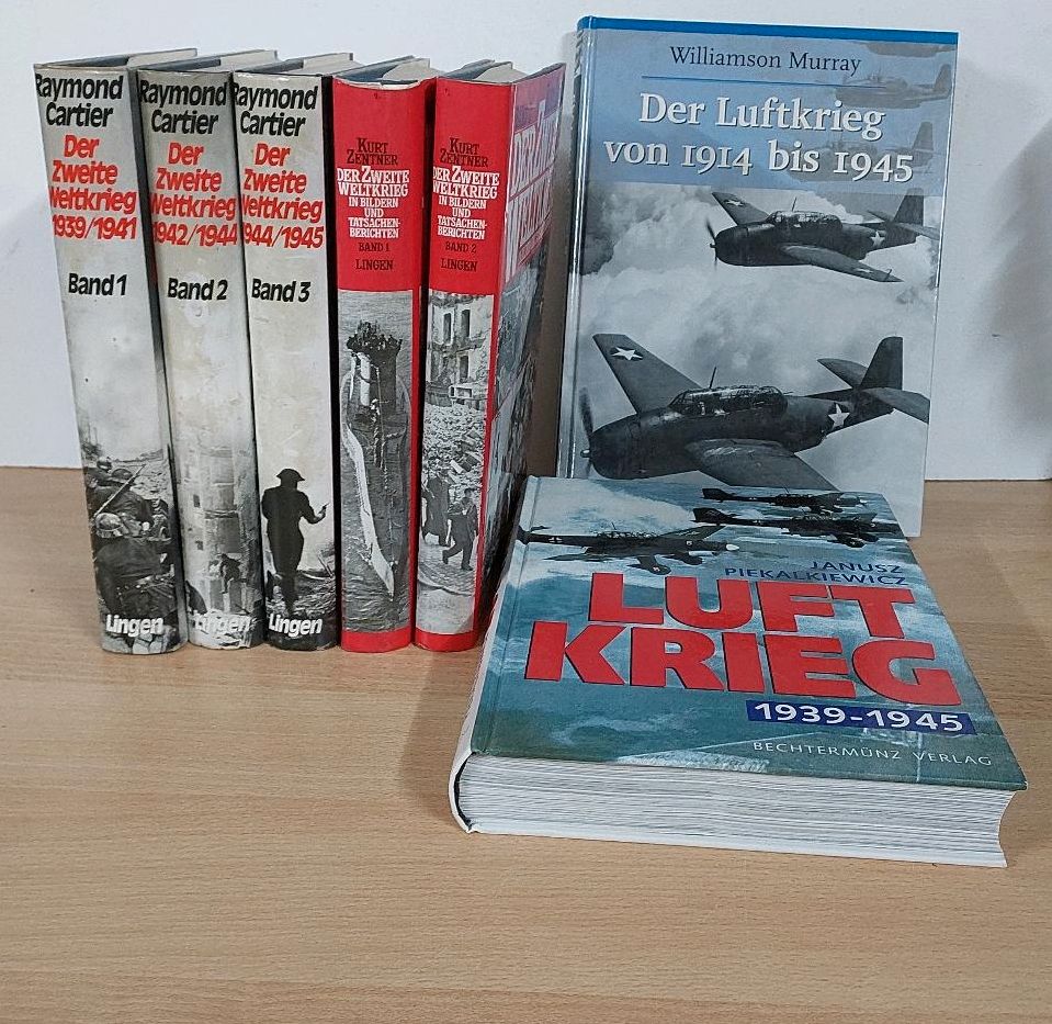 Konvolut Bücher 1 und 2 Weltkrieg in Springe