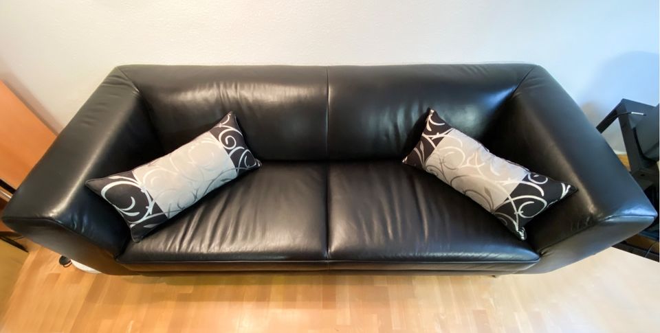 Echtleder Sofa schwarz hochwertig nur bis 20.5.. in München