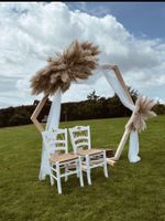 Stühle, Hochzeit, weiße Stühle, Deko, Trauung Nordrhein-Westfalen - Nümbrecht Vorschau