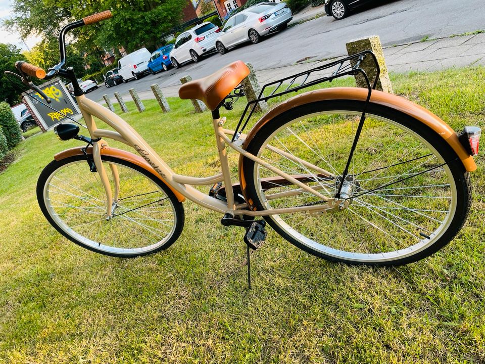 Goetze 28 Zoll Classic 3 Gänge Damenfahrrad Fahrrad in Hamburg