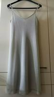 Verkaufe silbergraues Beneton-Kleid mit tollen Trägern Gr.36/38 Bayern - Kirchanschöring Vorschau