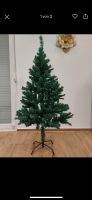 Künstlicher Tannenbaum (mit Zubehör) Kr. Altötting - Neuötting Vorschau