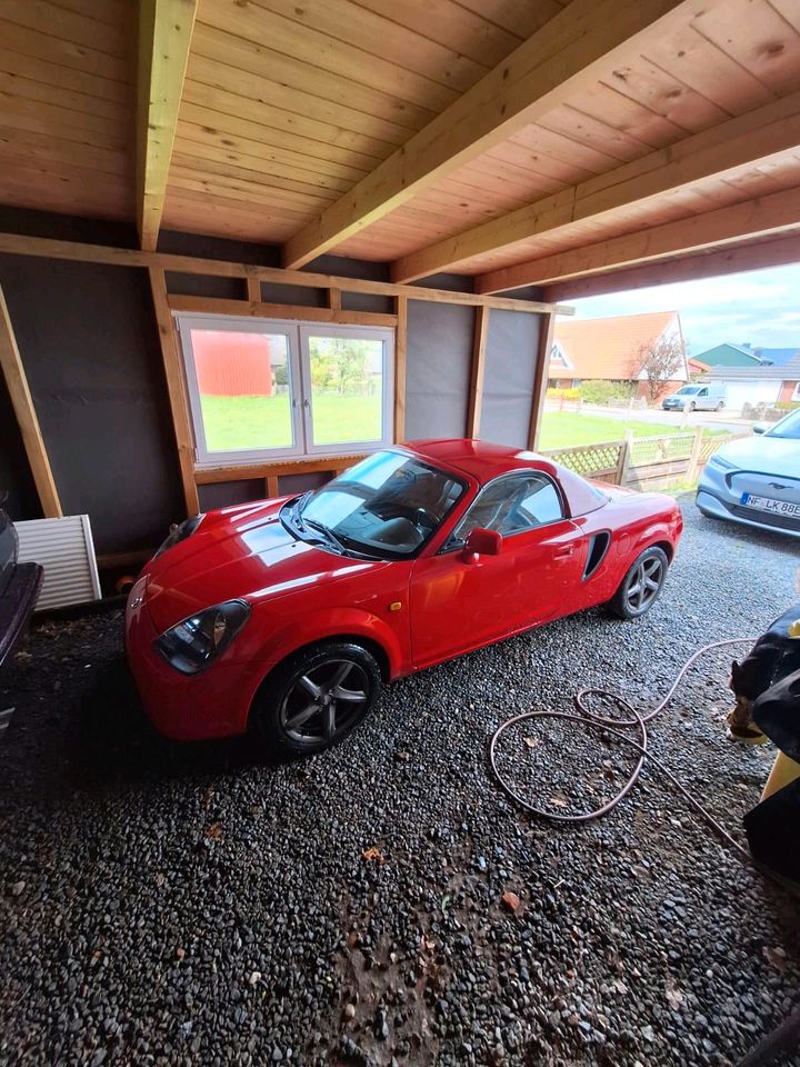 Toyota MR2 Cabriolet mit Hardtop TÜV neu in Husum