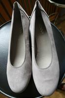 Jenny Damen Pumps Livorno Gr. 41 Weite G Velour grau -neu- Bochum - Bochum-Süd Vorschau