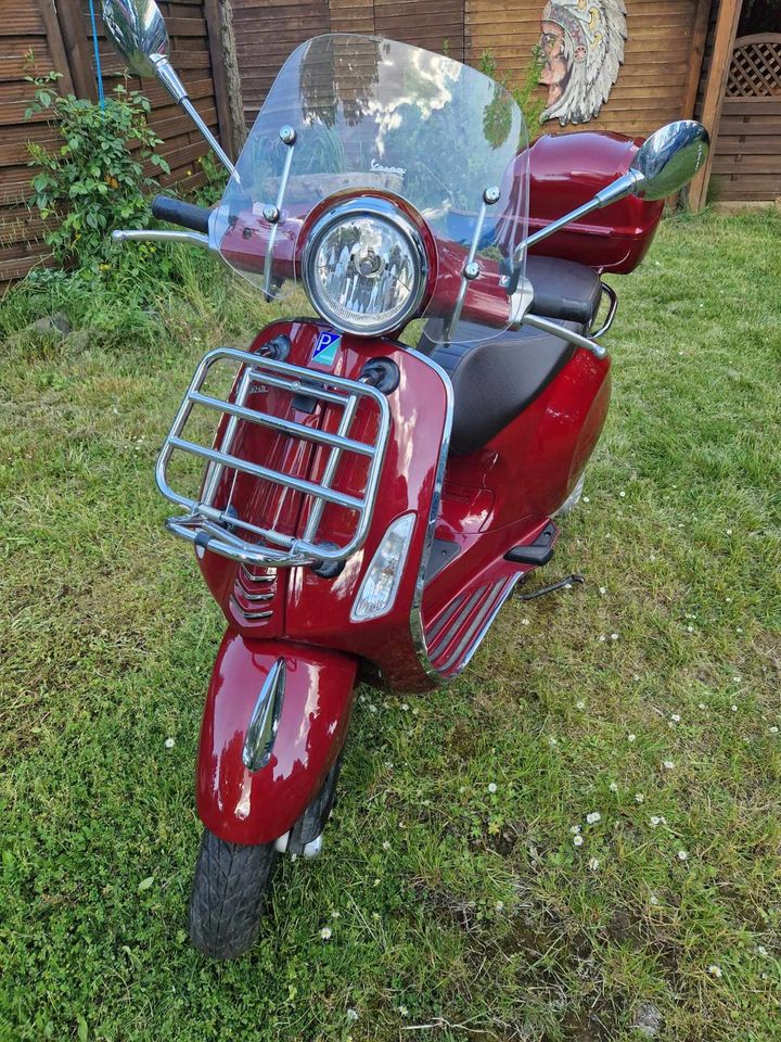 Vespa Primavera Touring 50 4-Takt in Mörfelden-Walldorf