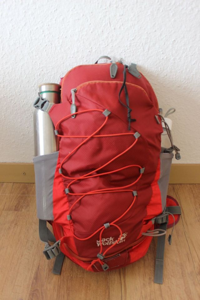 Jack Wolfskin Rucksack Wanderrucksack rot mit ACS in Nürnberg (Mittelfr)