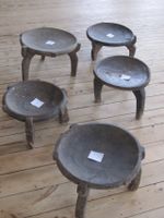 verschiedene geschnitzte Tische oder große Hocker aus Afrika Ubstadt-Weiher - OT Weiher Vorschau