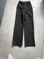 Stoffhose Hose schwarz Gr. 32 Amisu Hessen - Dieburg Vorschau