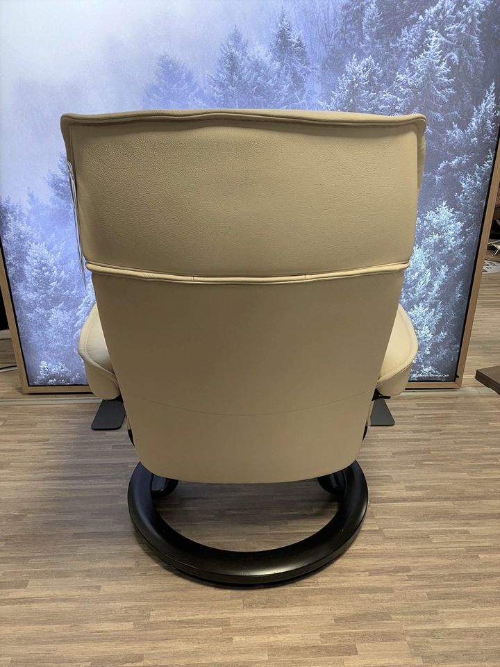 Stressless Admiral Sessel inkl. Hocker Leder Cream in Kaiserslautern