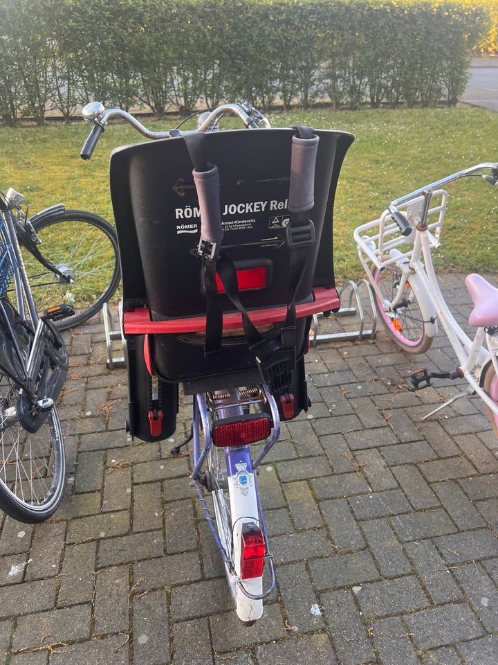 Fahrrad mit Baby/Kindersitz in Kleve
