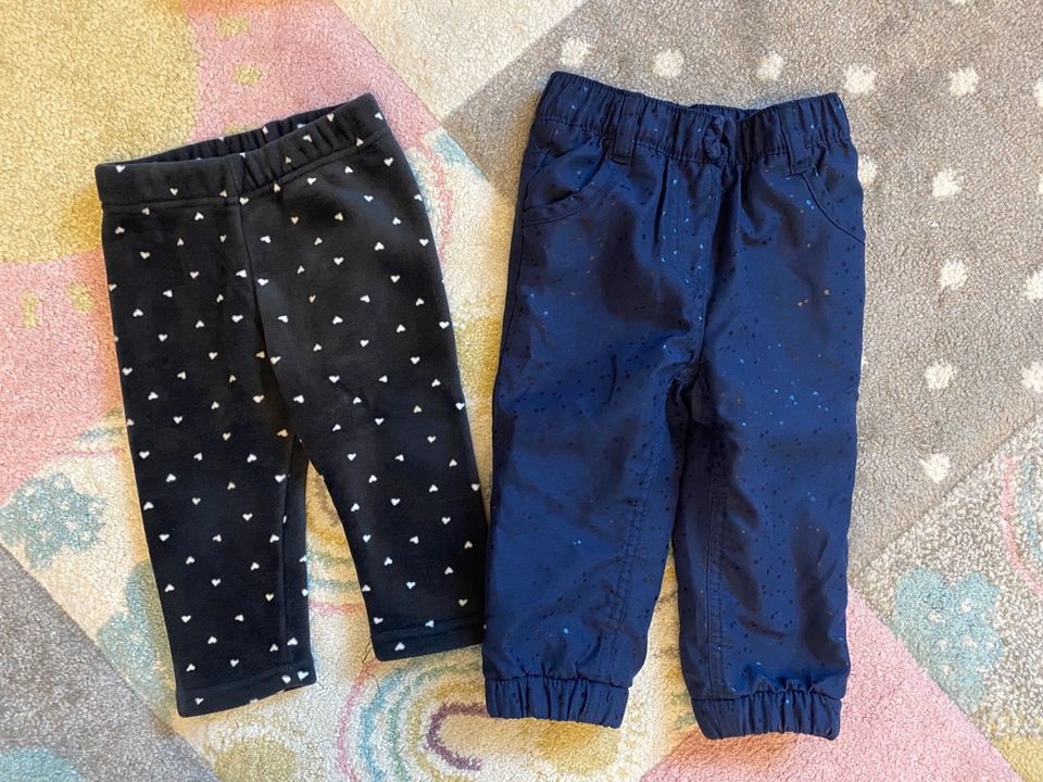 2 gefütterte Hosen Winter Gr. 80 Mädchen in Schüttorf