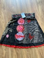 Desigual Rock schick schimmerndes rot gold NEU Nordrhein-Westfalen - Ratingen Vorschau