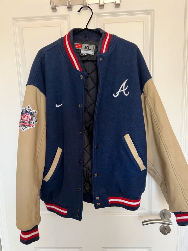 Vintage Atlanta Braves Nike Varsity Jacket in Leipzig