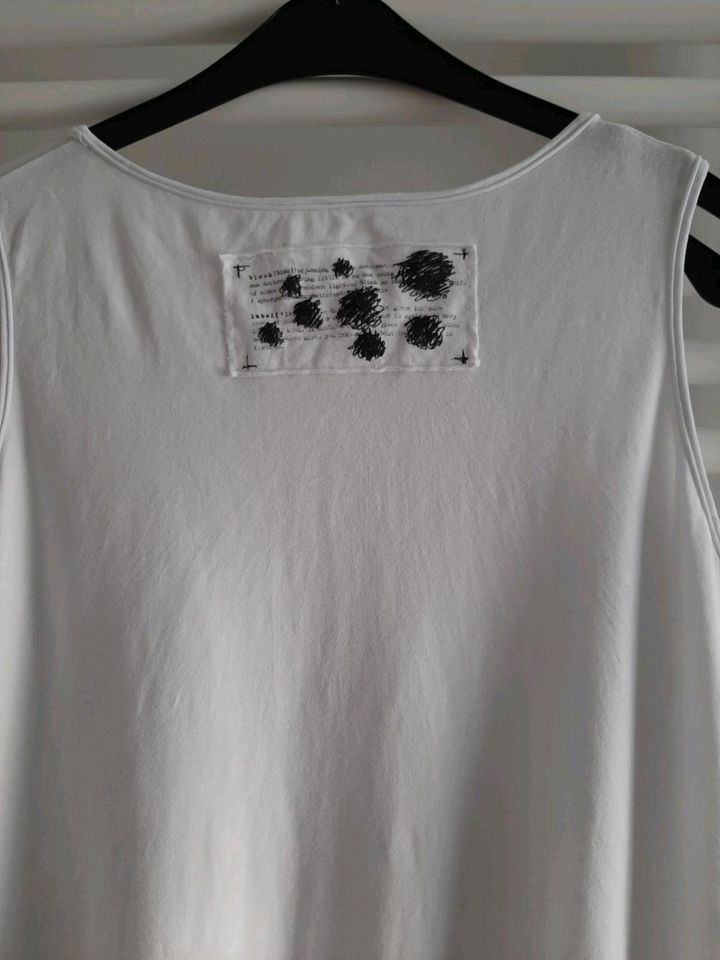Rundholz, tolles weißes Shirt Größe L in Berlin