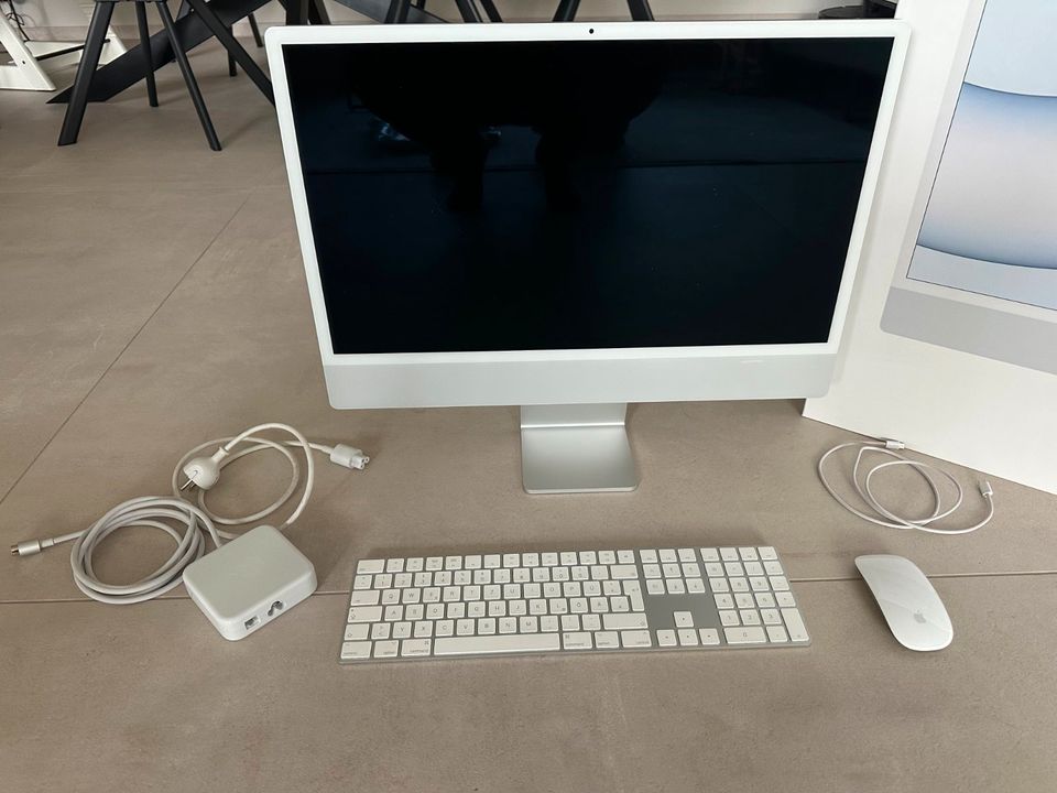 iMac 24" M1 2021, 16GB RAM, 512GB SSD TOP ZUSTAND in Stuttgart