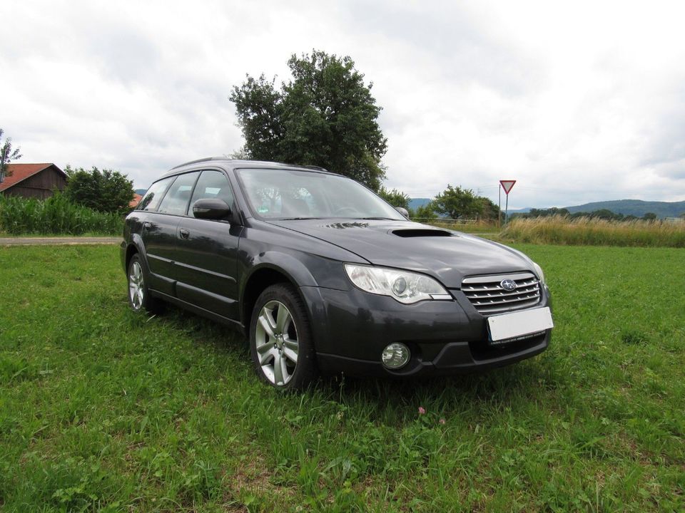 Subaru Legacy/Outback 2.0D *Klimaaut*ATM*AHK*Sitzh*TÜV in Hechingen