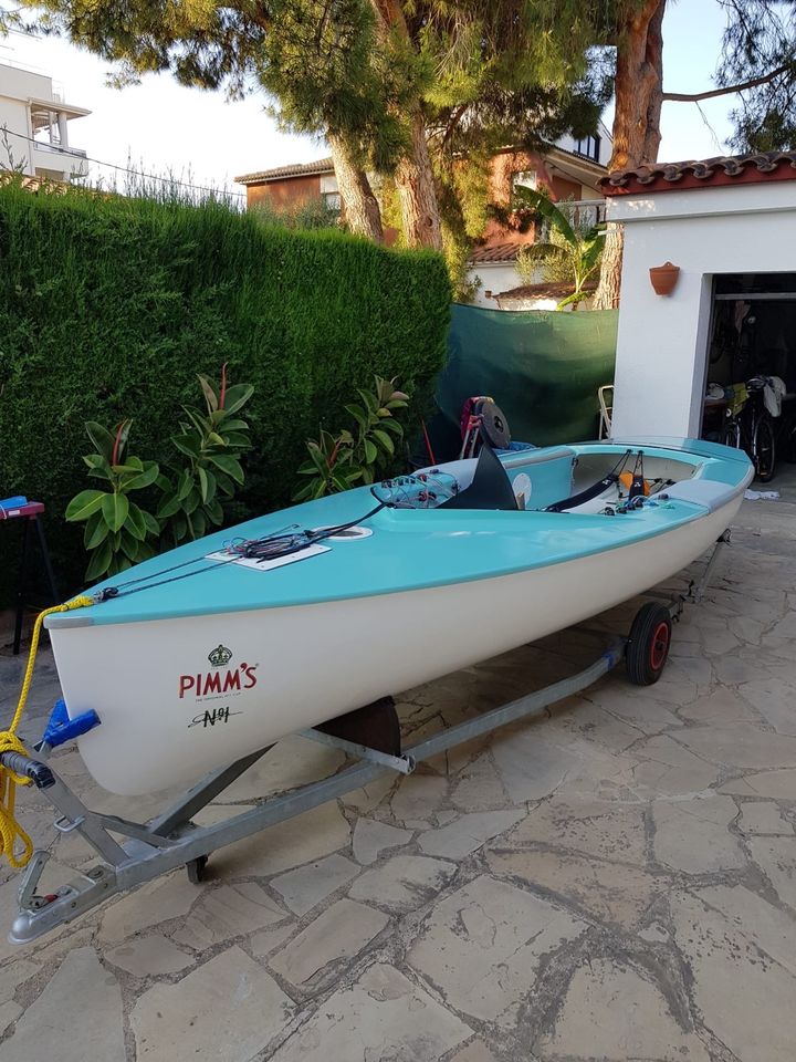 Finn Dinghy Segelboot mit Trailer & Slipwagen in Monheim am Rhein