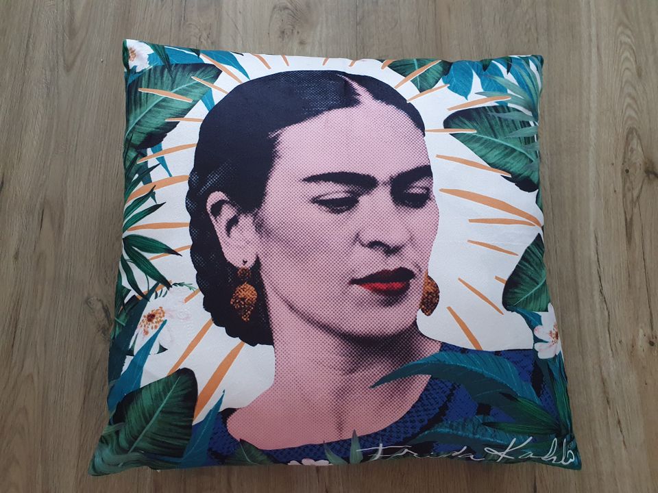 NEU_Frida Kahlo Kissen Hülle_45cm x 45cm_Frida_NEU und unbenutzt in Wolfsburg