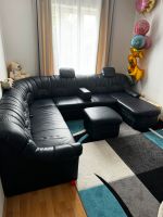 Verkaufe ein gutes, fast neues Sofa aus Kunstleder Leipzig - Sellerhausen-Stünz Vorschau