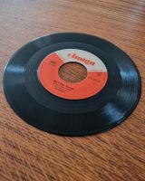 DDR Schallplatte 7" The Beatles Ain't She Sweet Cry For A Shadow Rostock - Toitenwinkel Vorschau