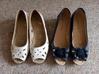 Echtleder Clara Barson blau weiß Sandalen Keilabsatz Keilpumps 39 Bayern - Sonnefeld Vorschau
