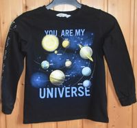 Schwarzes Universe Langarmshirt 128 H&M Leuna - Spergau Vorschau