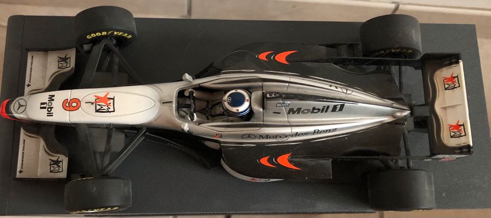 McLaren Mercedes MP4/12 1997 Modell in Bingen