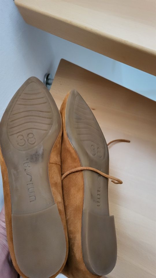 Unisa Ballerinas mit Schnüren cognac Farbe Gr. 38, Leder. Neu in Braunschweig