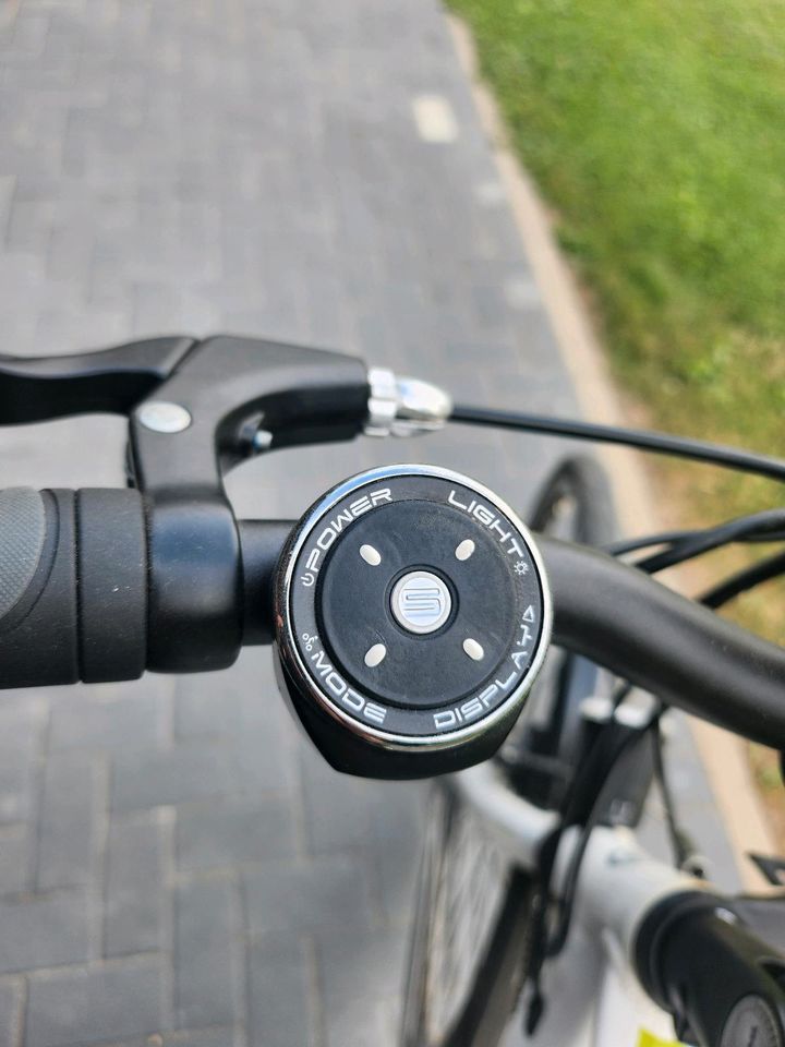 Winora E-bike nur 126 km  Ebike E Bike Elektrofahrrad in Peine