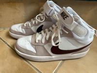 Nike Schuhe Gr. 40 Brandenburg - Eisenhüttenstadt Vorschau