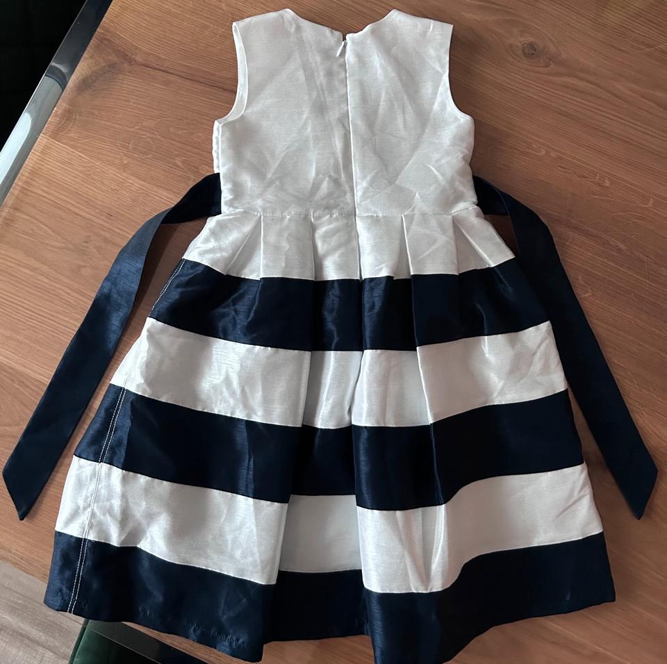 Mädchen Tüllkleid/ festliches Kleid Größe 110 Weiß/ Blau in Tappenbeck