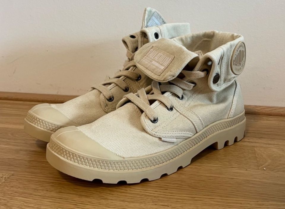 Palladium Baggy Stone / Khaki Herren Schuhe, Größe: 42, wie neu! in Bremen