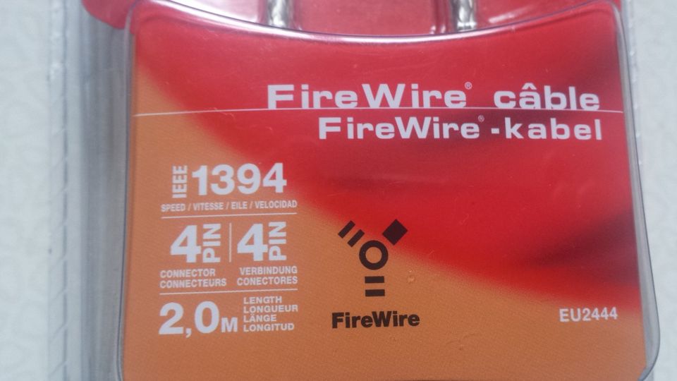 Fire Wire Kabel in Berlin