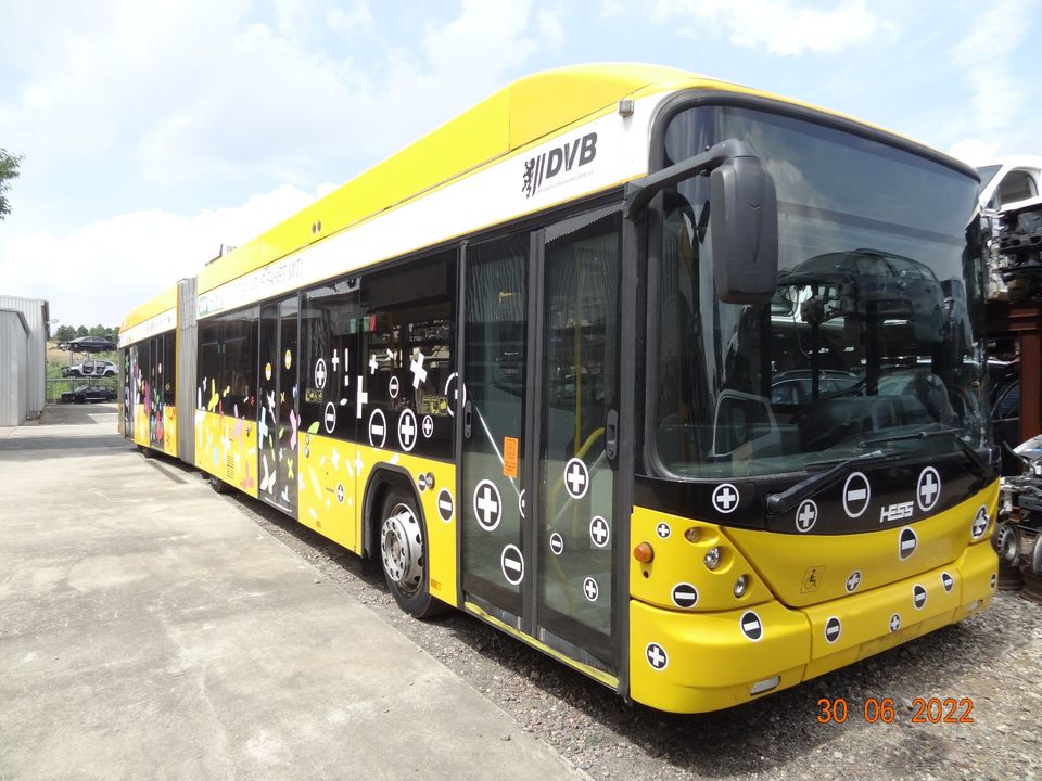 HESS Stadtbus Gelenkbus SwissHybrid Ersatzteile Sitze in Dresden