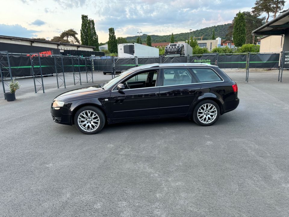 Audi a4 mit Navigation Klima Sitzheizung TÜV bis September 2025 in Gütersloh