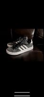 adidas KINDER Schuhe 31 / Schwarze Sneaker Bayern - Tegernheim Vorschau