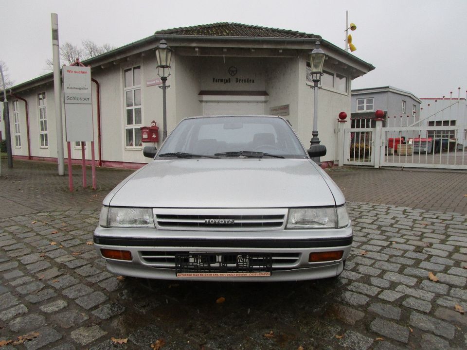 Toyota Carina 2 *Servo*Alu*PDC* sehr Schöner Zustand in Dresden