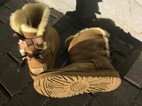 UGG Boots - Gr. 38 - chestnut - mit Schleifen - Hessen - Wölfersheim Vorschau