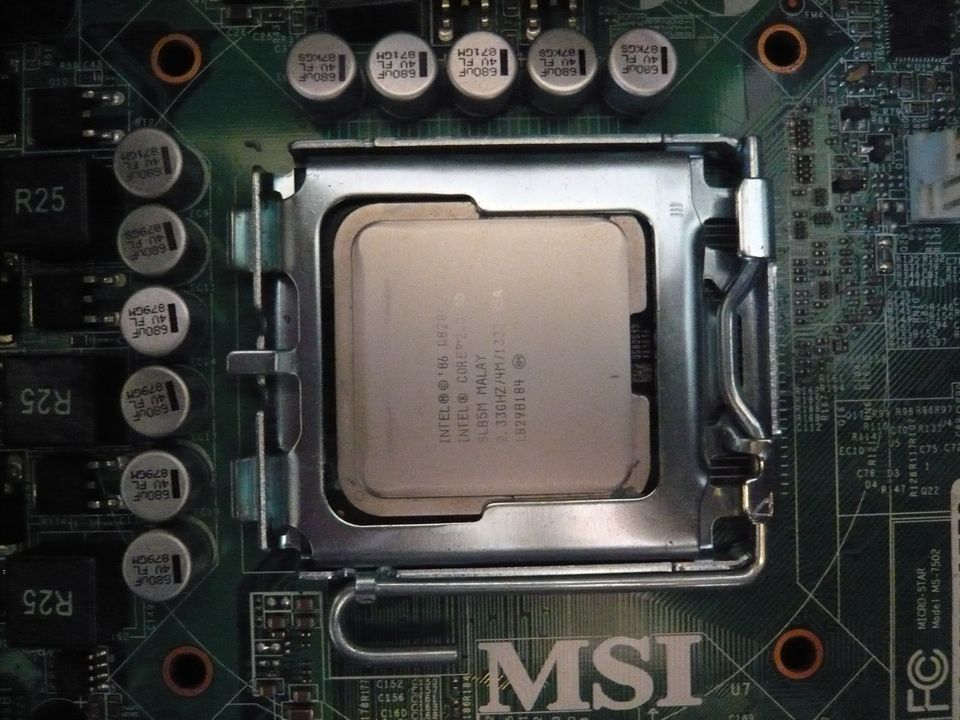 Intel Core 2 Quad Q8200 | 8 GB DDR2 | MSI 7502 Sockel 775 in Fulda