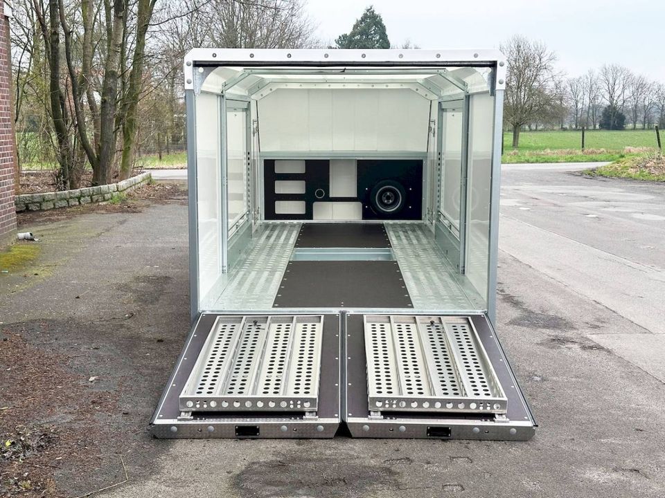 Brian James Race Sport 550x200cm 3t Autotransporter Geschlossen in Bocholt